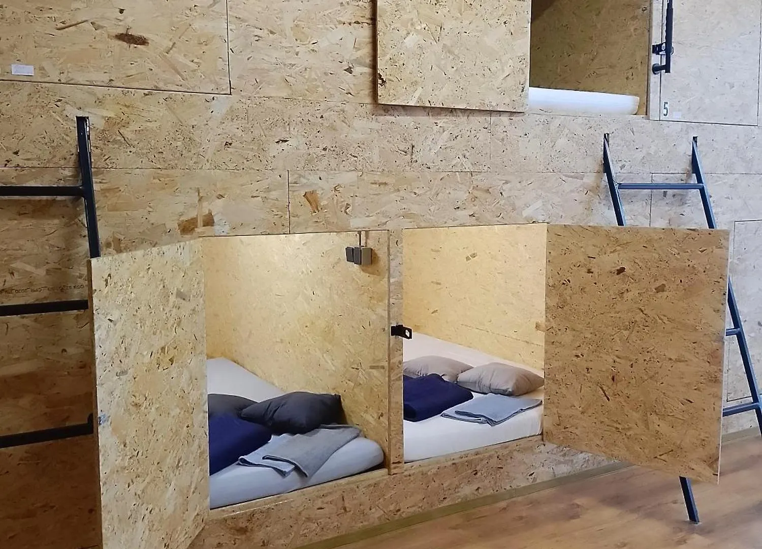 Budget Apt Dresden Trainstation Hotel