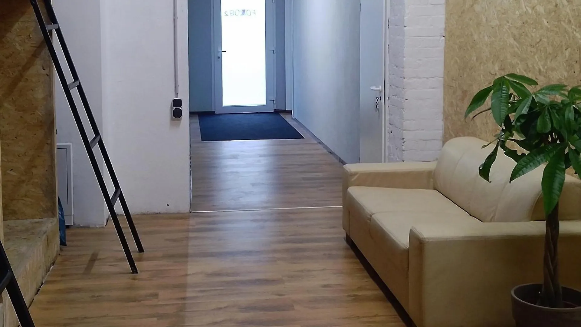 Budget Apt Dresden Trainstation Hotel