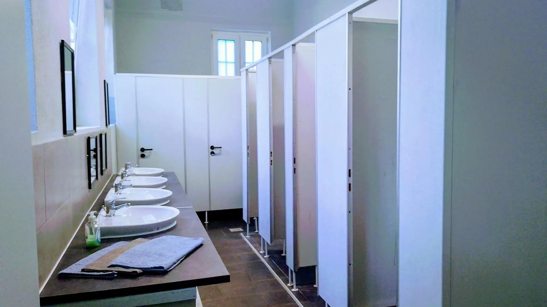 Budget Apt Dresden Trainstation Hotel Germany